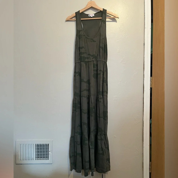 Sundry for Evereve Malibu Dress in Camo Print Size 1 Small - Picture 7 of 16
